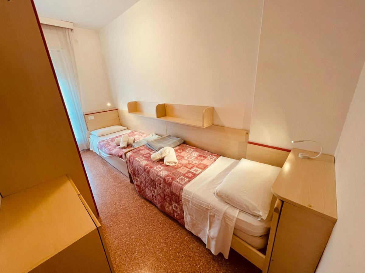 App4Rent Saturno 4 - Family Apartment, Wifi, Parking Lido di Jesolo Ngoại thất bức ảnh