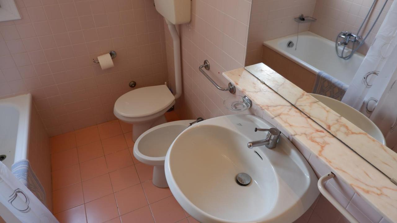 App4Rent Saturno 4 - Family Apartment, Wifi, Parking Lido di Jesolo Ngoại thất bức ảnh